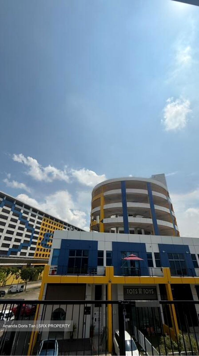 Tradehub 21 (D22), Factory #466397251